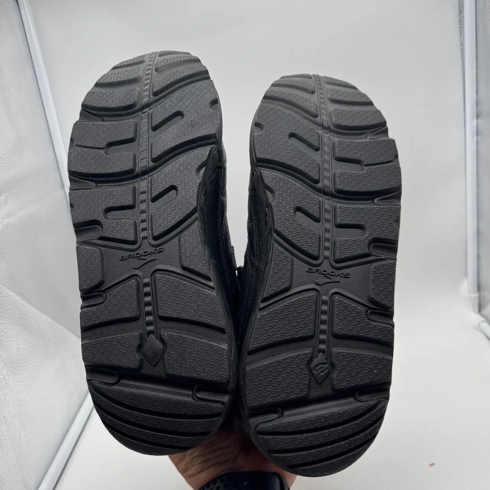 Brooks Addiction Walker V-Strap 12.5 Extra Wide 4E Black‎ Leather 1100404E001